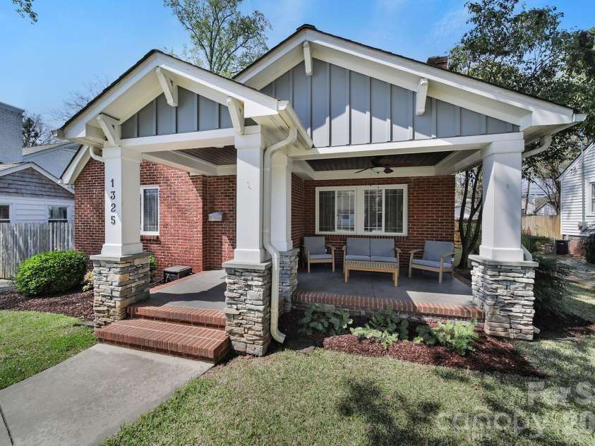 1325 Morningside Drive, Charlotte, NC 28205.  MLS# CAR4361481, YatesRealty ID 9638. 