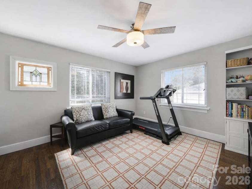 1325 Morningside Drive, Charlotte, NC 28205.  MLS# CAR4361481, YatesRealty ID 9638. 