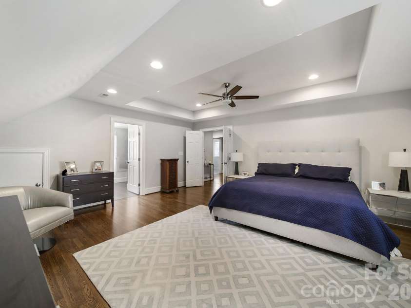 1325 Morningside Drive, Charlotte, NC 28205.  MLS# CAR4361481, YatesRealty ID 9638. 