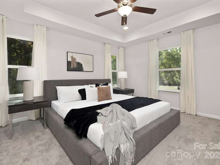 3354 Sugar Creek Road, Charlotte, NC 28269.  MLS# CAR4244751, YatesRealty ID 9638. Representation