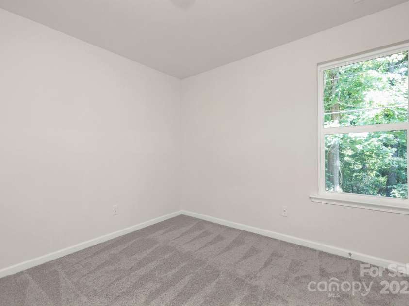 3354 Sugar Creek Road, Charlotte, NC 28269.  MLS# CAR4244751, YatesRealty ID 9638. Representation