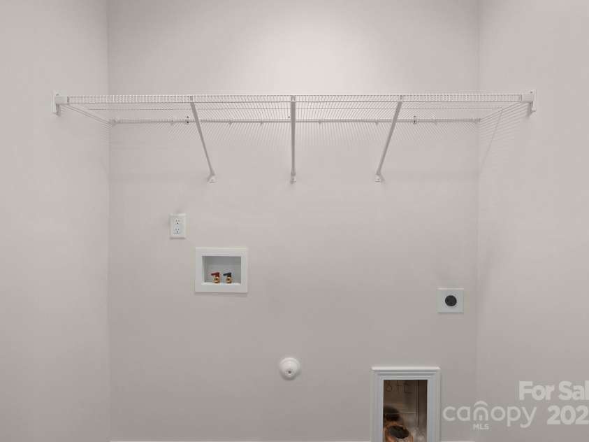 3354 Sugar Creek Road, Charlotte, NC 28269.  MLS# CAR4244751, YatesRealty ID 9638. Representation