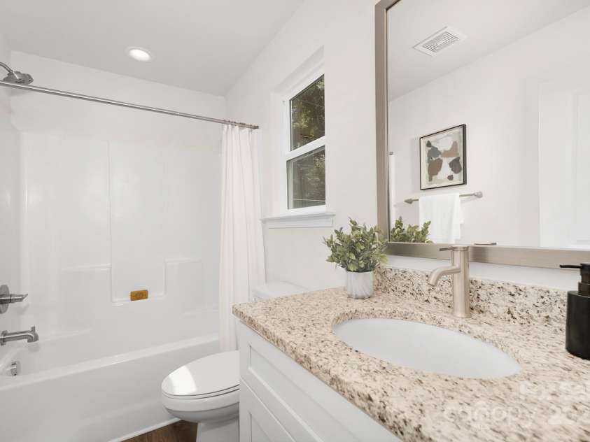 3354 Sugar Creek Road, Charlotte, NC 28269.  MLS# CAR4244751, YatesRealty ID 9638. Representation