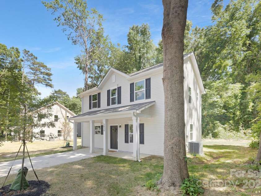 3354 Sugar Creek Road, Charlotte, NC 28269.  MLS# CAR4244751, YatesRealty ID 9638. Representation