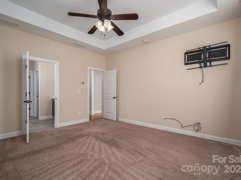 138 Augusta Lane, Shelby, NC 28150.  MLS# CAR4216532, YatesRealty ID 9639. 