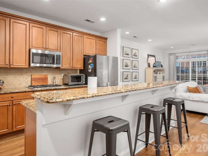 3321 Luke Crossing Drive, Charlotte, NC 28226.  MLS# CAR4334675, YatesRealty ID 9639. 