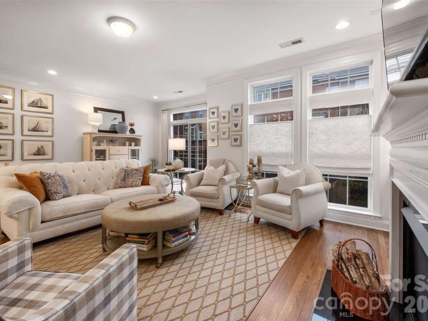 3321 Luke Crossing Drive, Charlotte, NC 28226.  MLS# CAR4334675, YatesRealty ID 9639. 