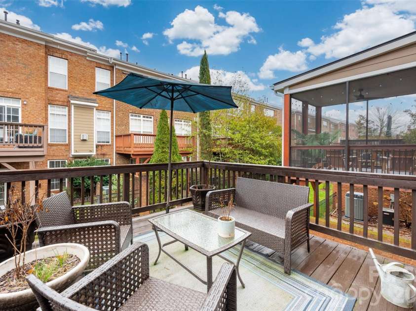 3321 Luke Crossing Drive, Charlotte, NC 28226.  MLS# CAR4334675, YatesRealty ID 9639. 