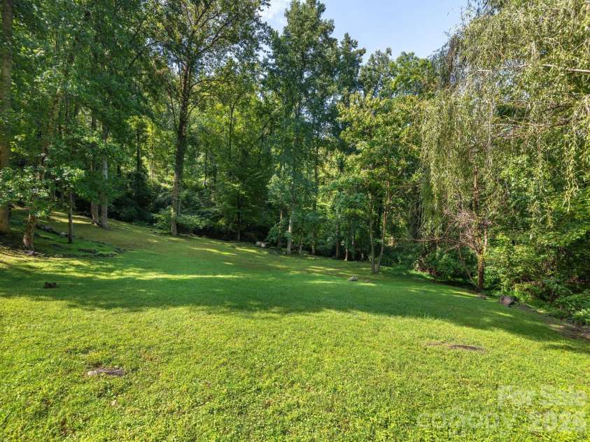 420 Chimney Rock Drive, Weaverville, NC 28787.  MLS# CAR4362209, YatesRealty ID 9640. 