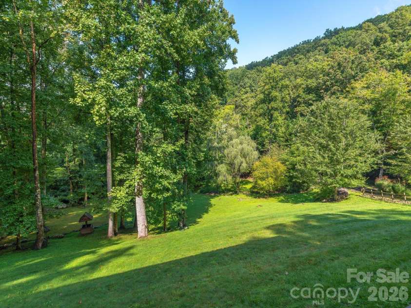 420 Chimney Rock Drive, Weaverville, NC 28787.  MLS# CAR4362209, YatesRealty ID 9640. 