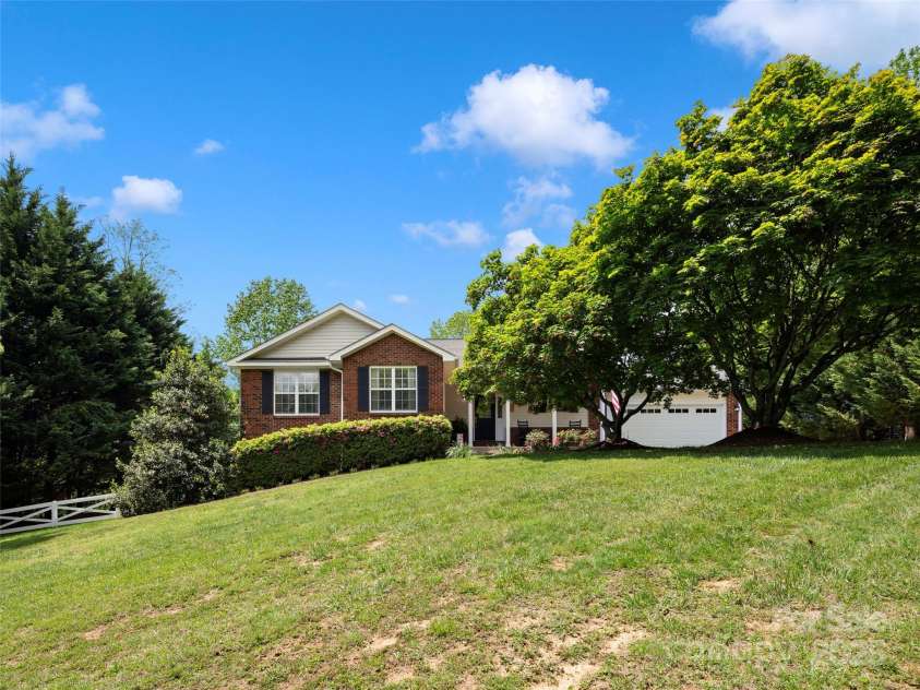 47 Chastain Hill Road, Mills River, NC 28759.  MLS# CAR4251084, YatesRealty ID 9640. 