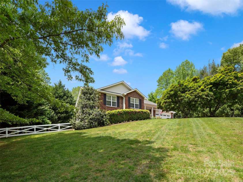 47 Chastain Hill Road, Mills River, NC 28759.  MLS# CAR4251084, YatesRealty ID 9640. 