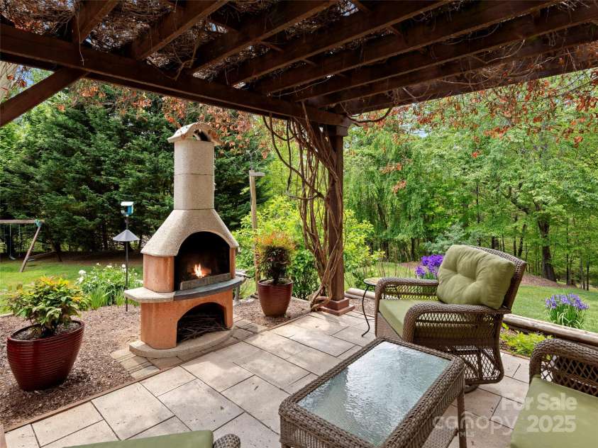 47 Chastain Hill Road, Mills River, NC 28759.  MLS# CAR4251084, YatesRealty ID 9640. 