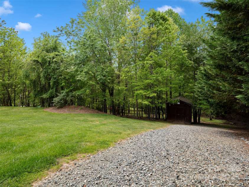 47 Chastain Hill Road, Mills River, NC 28759.  MLS# CAR4251084, YatesRealty ID 9640. 
