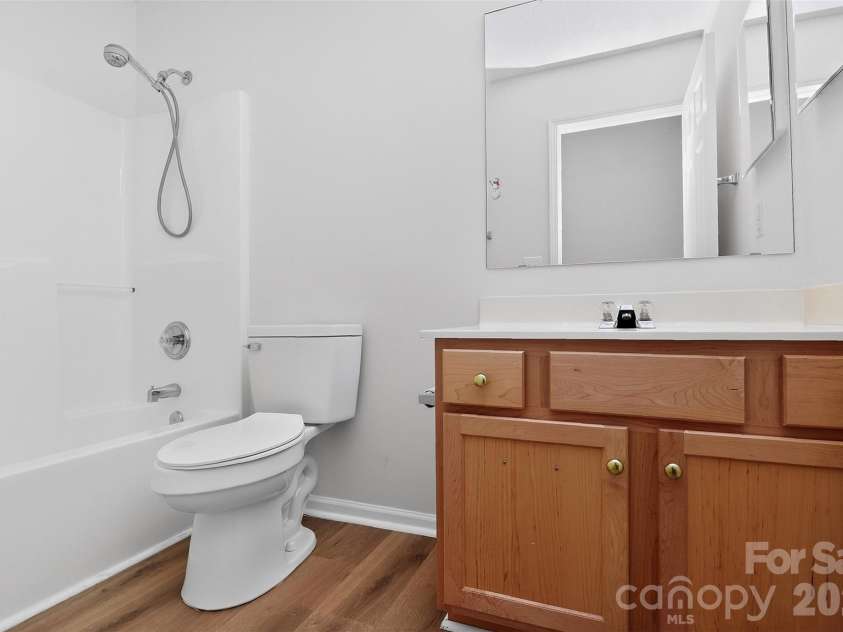 10641 Gold Pan Road, Charlotte, NC 28215.  MLS# CAR4347284, YatesRealty ID 9641. 
