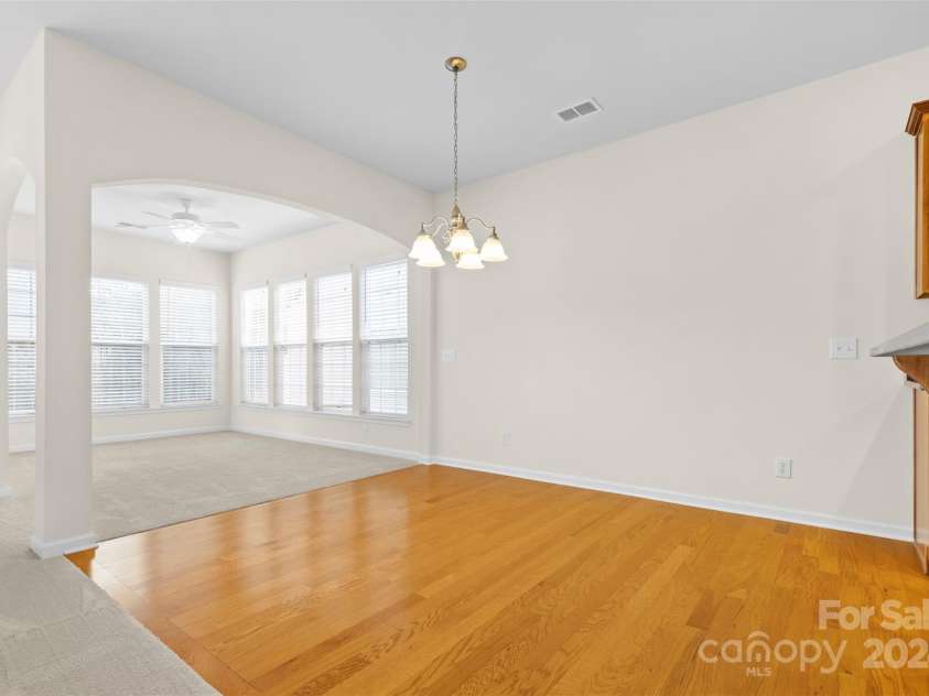 15331 Legend Oaks Court, Fort Mill, SC 29707.  MLS# CAR4205568, YatesRealty ID 9641. 