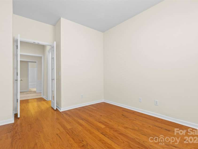 15331 Legend Oaks Court, Fort Mill, SC 29707.  MLS# CAR4205568, YatesRealty ID 9641. 