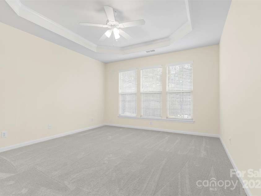 15331 Legend Oaks Court, Fort Mill, SC 29707.  MLS# CAR4205568, YatesRealty ID 9641. 