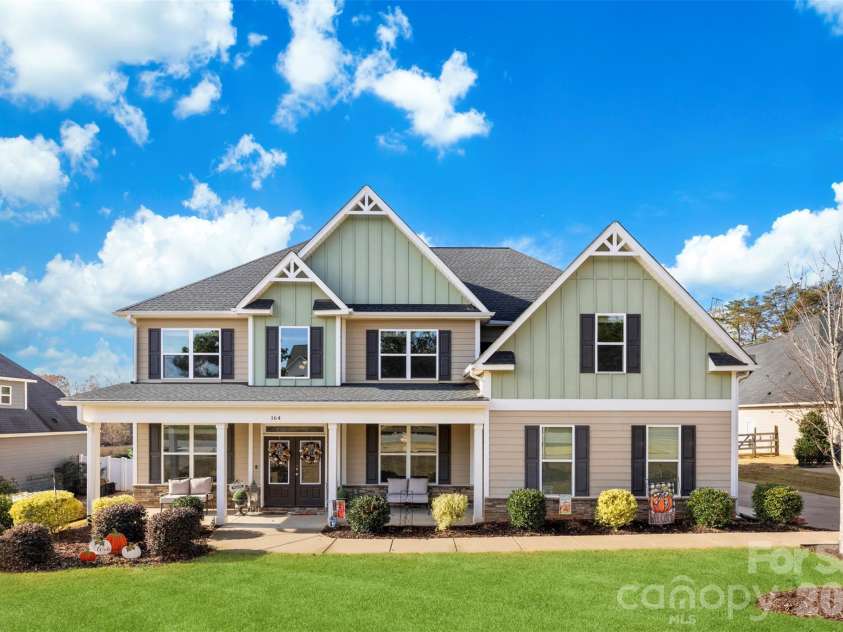 164 Reese Wilson Road, Belmont, NC 28012.  MLS# CAR4358755, YatesRealty ID 9642. 