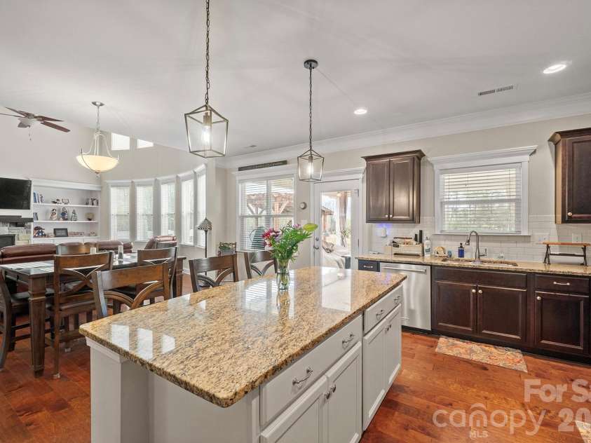 164 Reese Wilson Road, Belmont, NC 28012.  MLS# CAR4358755, YatesRealty ID 9642. 