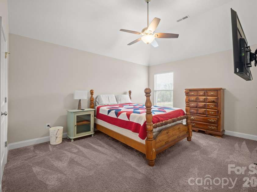 164 Reese Wilson Road, Belmont, NC 28012.  MLS# CAR4358755, YatesRealty ID 9642. 