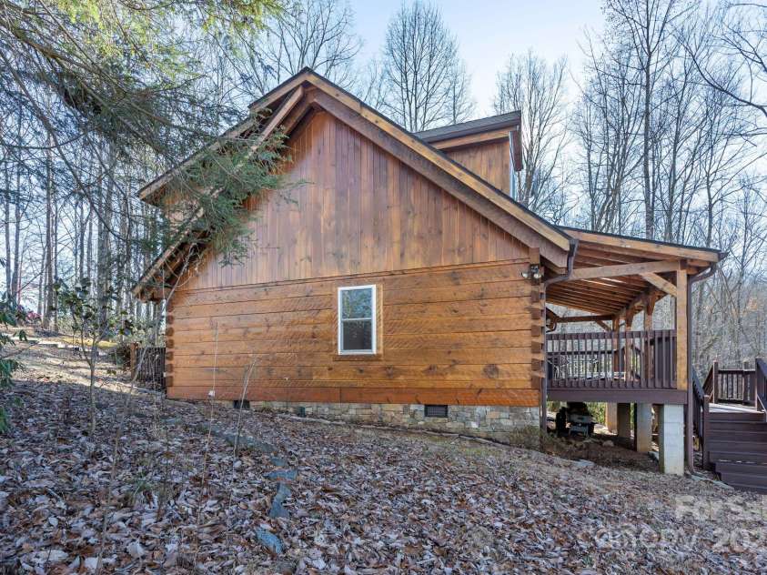 26 Fork Creek Road, Saluda, NC 28773.  MLS# CAR4238001, YatesRealty ID 9643. 