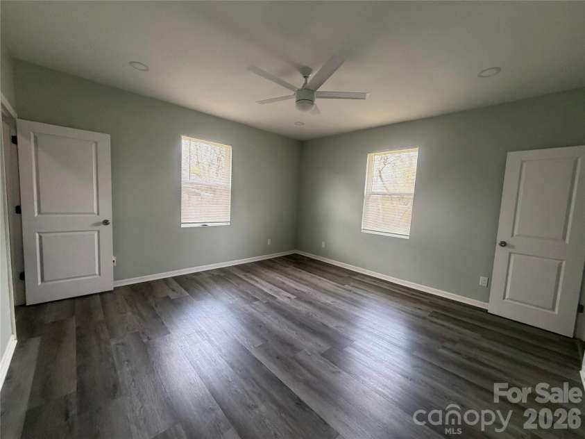 561 2nd Street, Chester, SC 29706.  MLS# CAR4353888, YatesRealty ID 9643. 