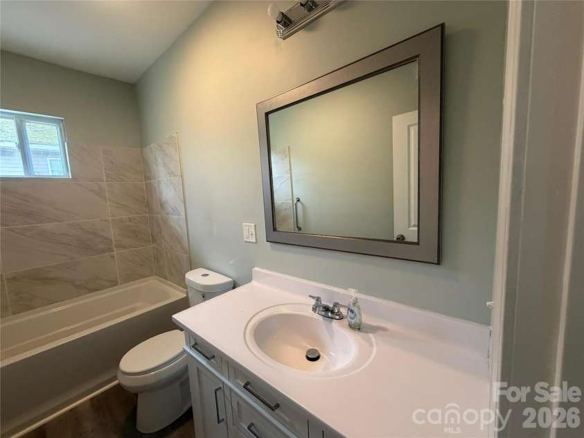 561 2nd Street, Chester, SC 29706.  MLS# CAR4353888, YatesRealty ID 9643. 