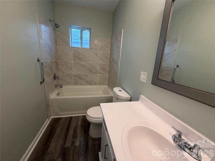 561 2nd Street, Chester, SC 29706.  MLS# CAR4353888, YatesRealty ID 9643. 