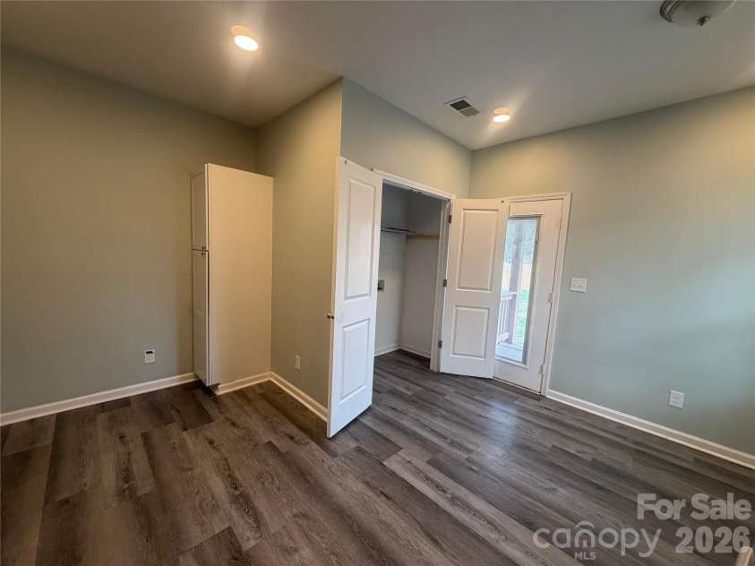 561 2nd Street, Chester, SC 29706.  MLS# CAR4353888, YatesRealty ID 9643. 