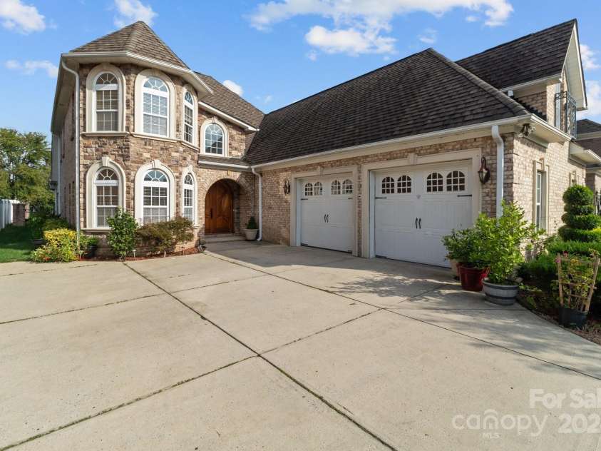 4532 Lanstone Court, Concord, NC 28027.  MLS# CAR4189112, YatesRealty ID 9644. 