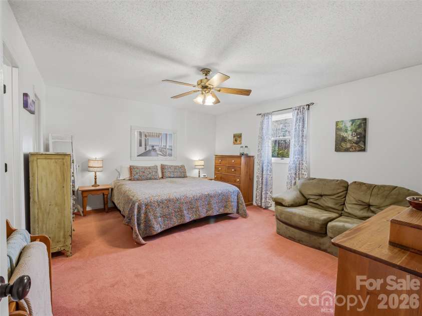 107 Edgewood Court, Arden, NC 28704.  MLS# CAR4365051, YatesRealty ID 9645. Primary bedroom
