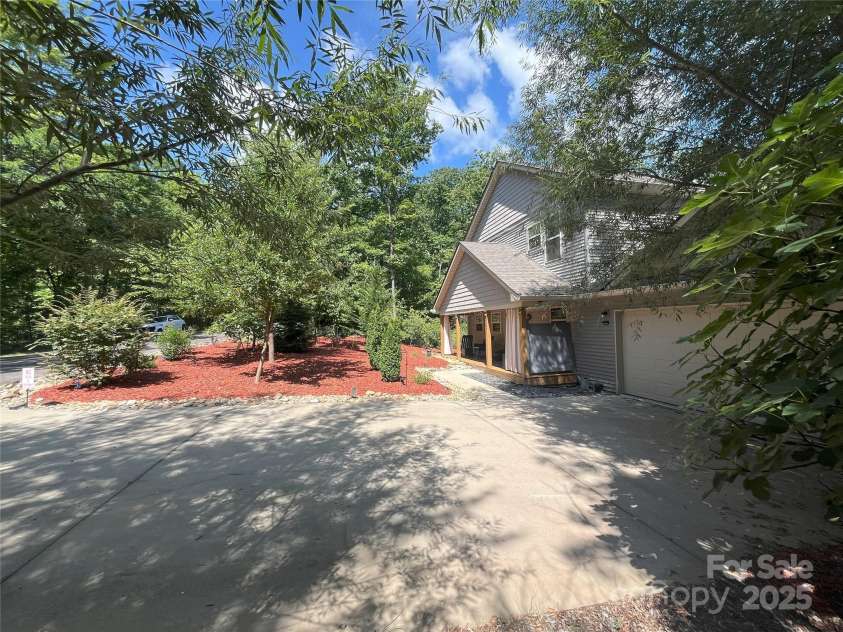 178 Flynn Court, Lake Lure, NC 28746.  MLS# CAR4204913, YatesRealty ID 9645. 
