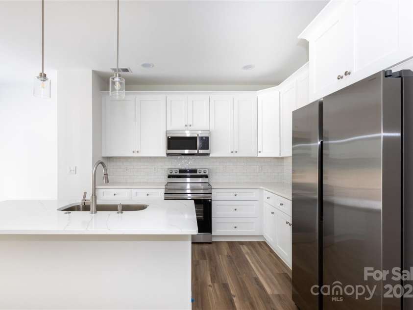 6223 Rockwell Boulevard, Charlotte, NC 28269.  MLS# CAR4247451, YatesRealty ID 9646. 