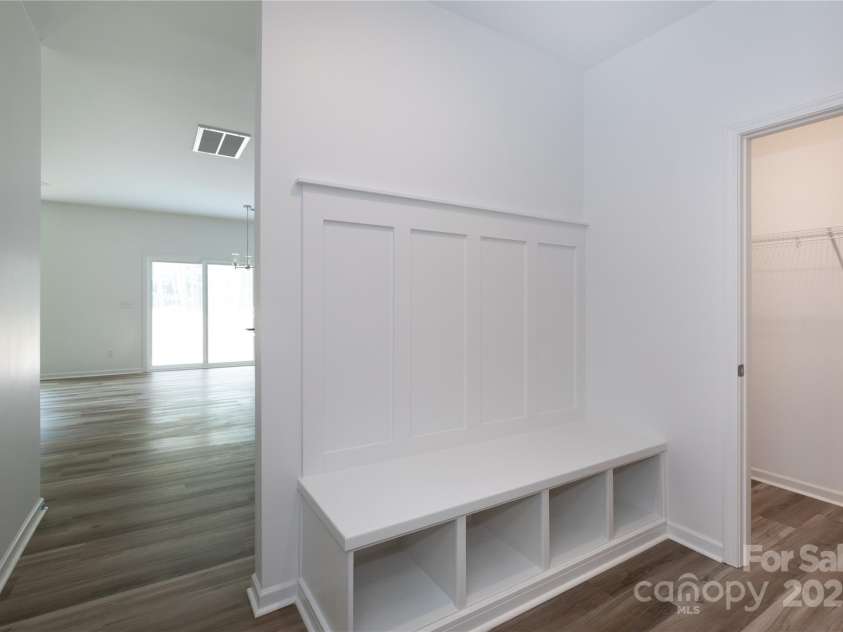 6223 Rockwell Boulevard, Charlotte, NC 28269.  MLS# CAR4247451, YatesRealty ID 9646. 