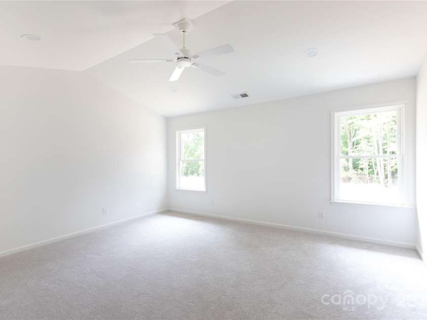 6223 Rockwell Boulevard, Charlotte, NC 28269.  MLS# CAR4247451, YatesRealty ID 9646. 