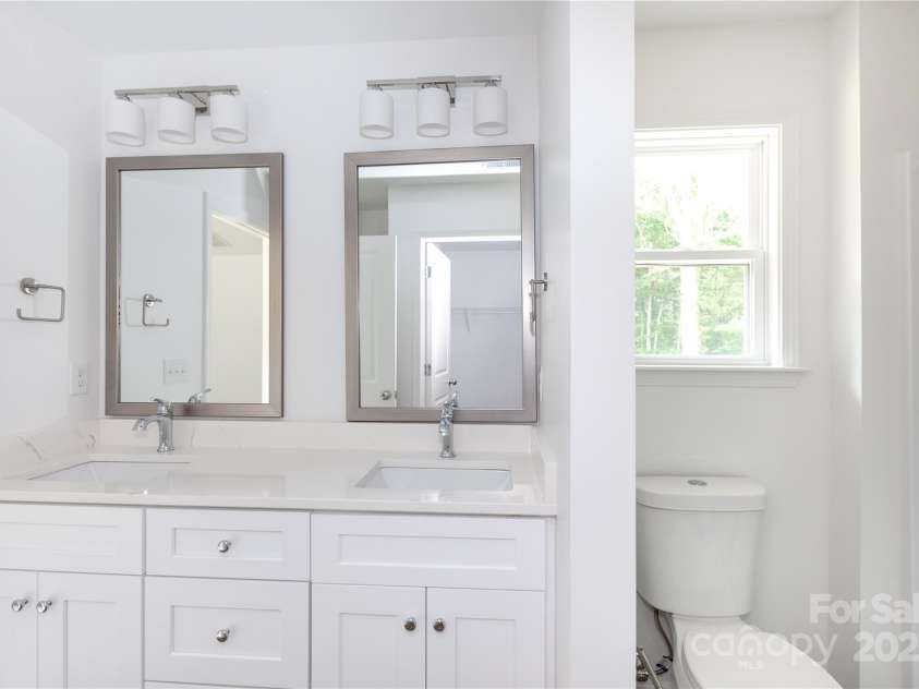 6223 Rockwell Boulevard, Charlotte, NC 28269.  MLS# CAR4247451, YatesRealty ID 9646. 