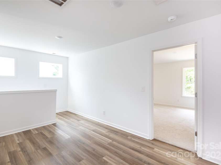 6223 Rockwell Boulevard, Charlotte, NC 28269.  MLS# CAR4247451, YatesRealty ID 9646. 