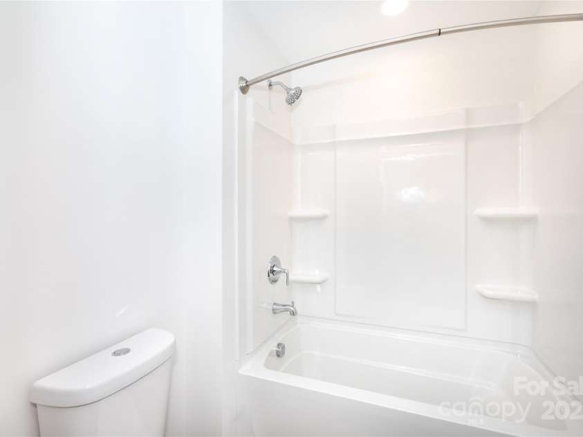 6223 Rockwell Boulevard, Charlotte, NC 28269.  MLS# CAR4247451, YatesRealty ID 9646. 