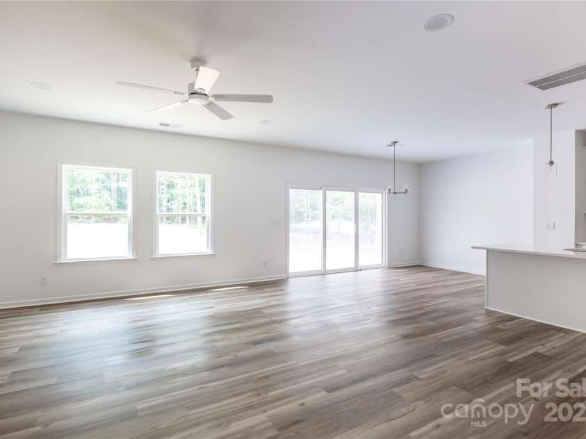 6223 Rockwell Boulevard, Charlotte, NC 28269.  MLS# CAR4247451, YatesRealty ID 9646. 