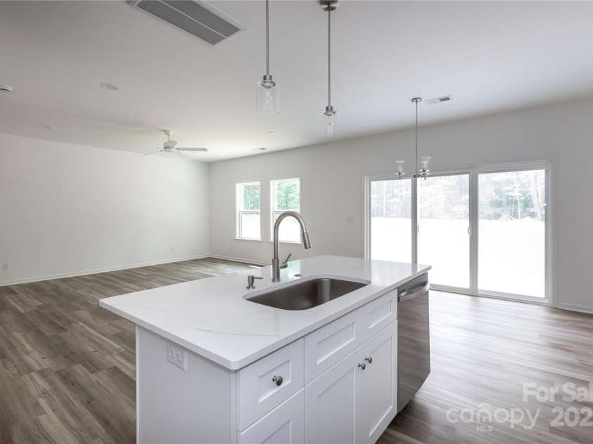 6223 Rockwell Boulevard, Charlotte, NC 28269.  MLS# CAR4247451, YatesRealty ID 9646. 