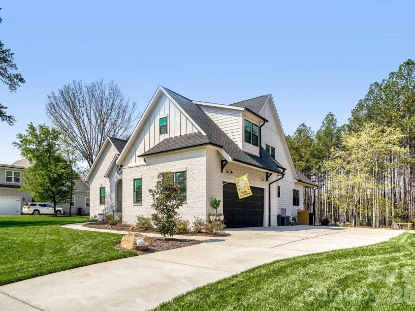 4213 Blair Road, Maiden, NC 28650.  MLS# CAR4362380, YatesRealty ID 9648. 