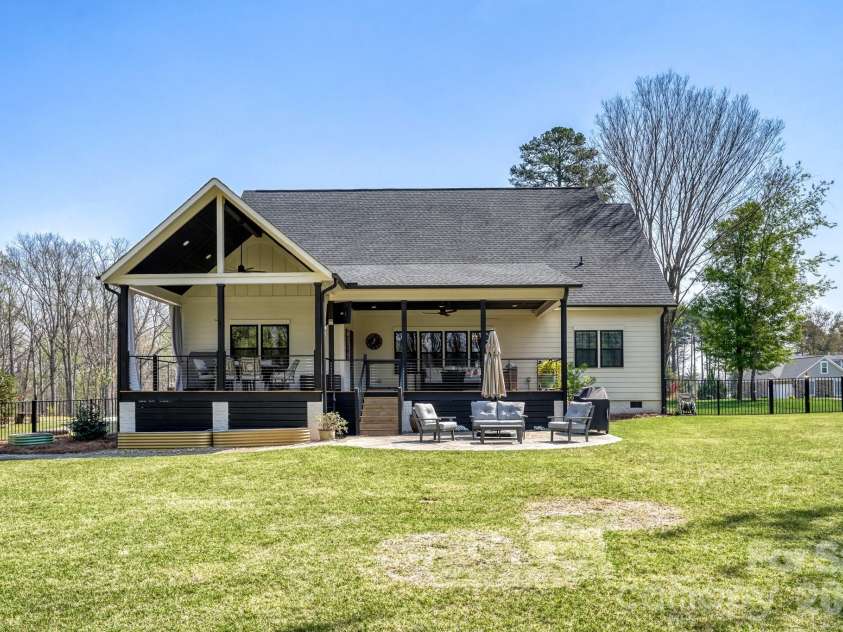 4213 Blair Road, Maiden, NC 28650.  MLS# CAR4362380, YatesRealty ID 9648. 
