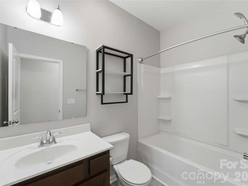 224 Fesperman Circle, Troutman, NC 28166.  MLS# CAR4373593, YatesRealty ID 965. Second Full Bath