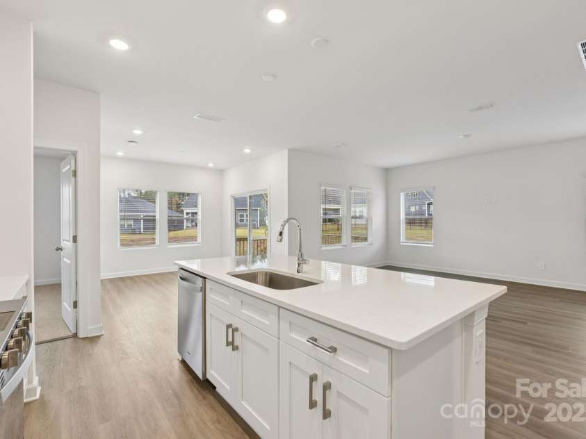 712 Palmer Pendleton Way, York, SC 29745.  MLS# CAR4295884, YatesRealty ID 9650. 