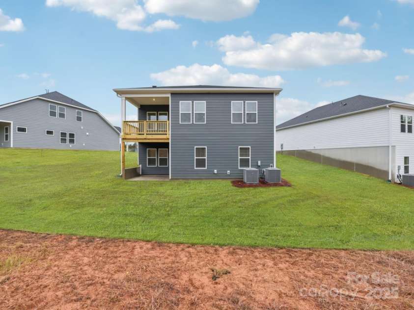 712 Palmer Pendleton Way, York, SC 29745.  MLS# CAR4295884, YatesRealty ID 9650. 