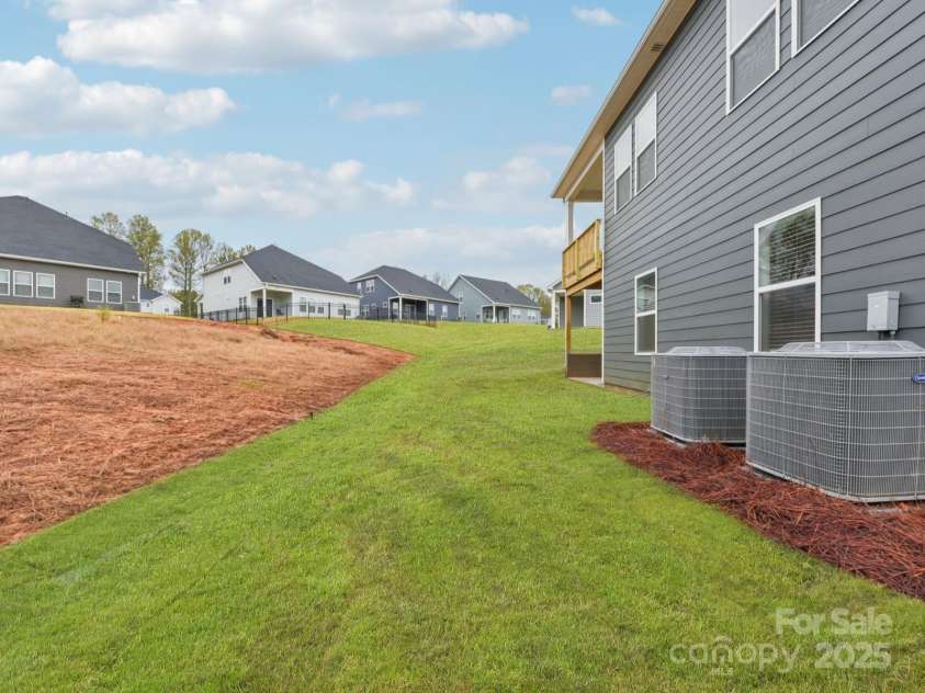 712 Palmer Pendleton Way, York, SC 29745.  MLS# CAR4295884, YatesRealty ID 9650. 