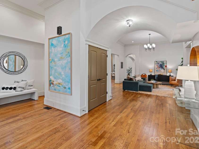 4336 Tottenham Road, Charlotte, NC 28226.  MLS# CAR4226280, YatesRealty ID 9651. 
