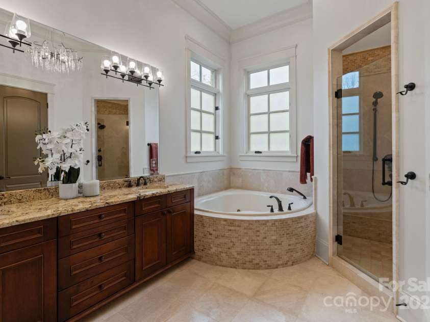 4336 Tottenham Road, Charlotte, NC 28226.  MLS# CAR4226280, YatesRealty ID 9651. 