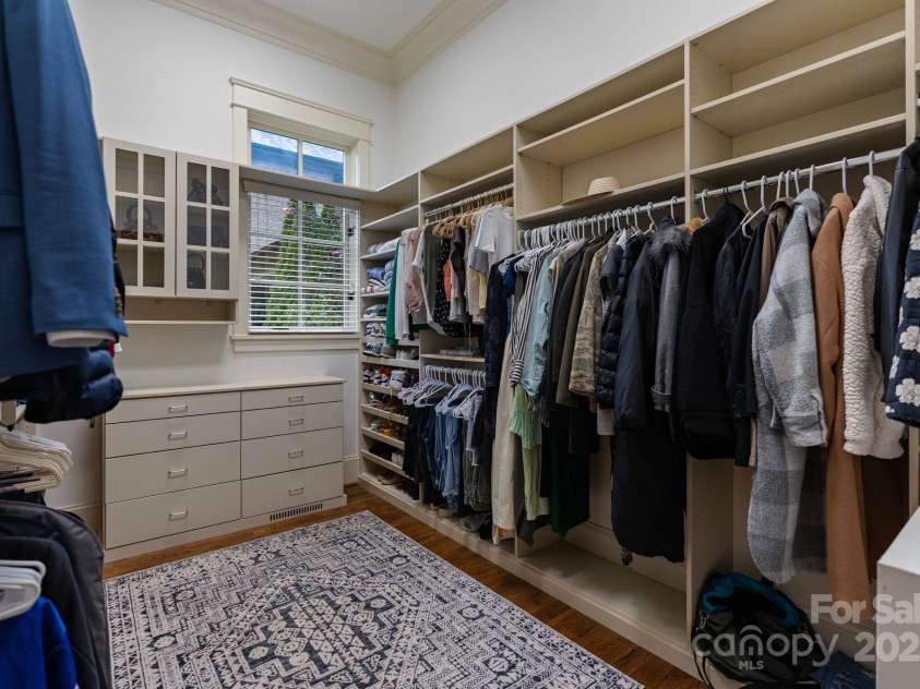 4336 Tottenham Road, Charlotte, NC 28226.  MLS# CAR4226280, YatesRealty ID 9651. 